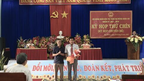HĐND thị trấn Hai Riêng họp chuyên đề củng cố, kiện toàn nhân sự Chủ tịch HĐND