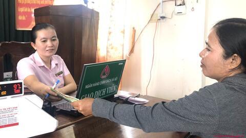 Ổn định các điểm giao dịch – Tạo thuận lợi tối đa cho người dân vùng sáp nhập
